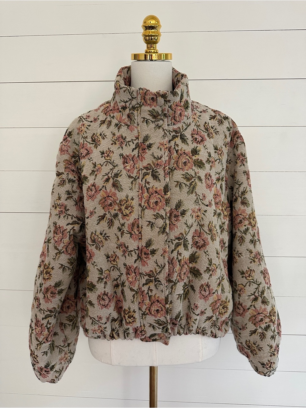 Floral Textured Stand-Collar Jacket in Beige and Rose